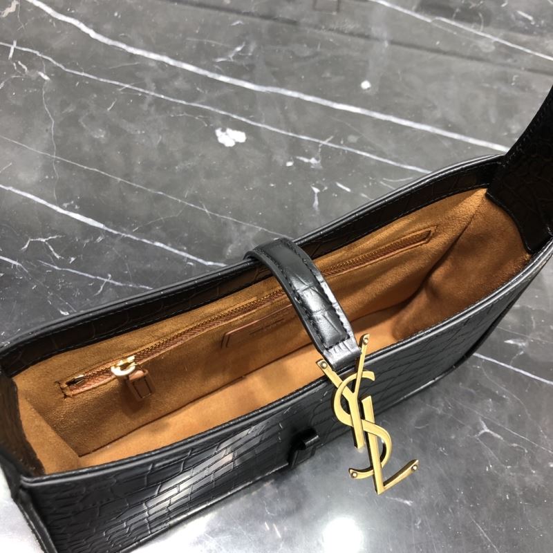 Y51 hobo bags